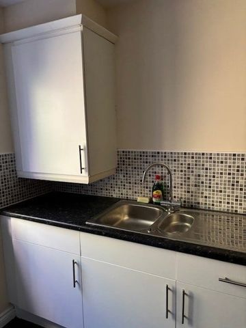 2 Bed Flat, Eccles Way, NG3 - Photo 5