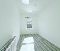 2 bed Apartment for Rent - Photo 4
