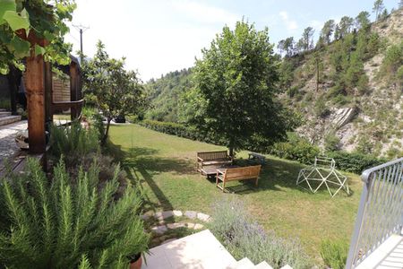 Location Maison 4 pièces 118m² LUCERAM 06440 - Photo 2
