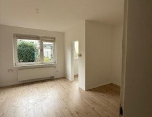 Frisch renovierte 1-Zimmer-Wohnung – Top Lage an der RÜ! - Foto 1