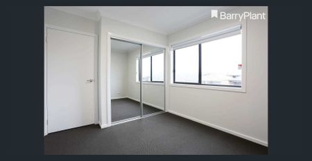 **REGISTER TO INSPECT VIA REALESTATE.COM.AU LINK & PHOTO ID MUST BE PROVIDED AT ENTRY, WHEN VIEWING ALL RENTAL PROPERTIES WITH BARRY PLANT FRANKSTON** - Photo 3