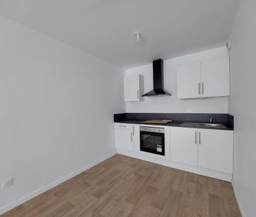 Location Appartement 2 pièces 46m² PETIT COURONNE 76650 - Photo 4