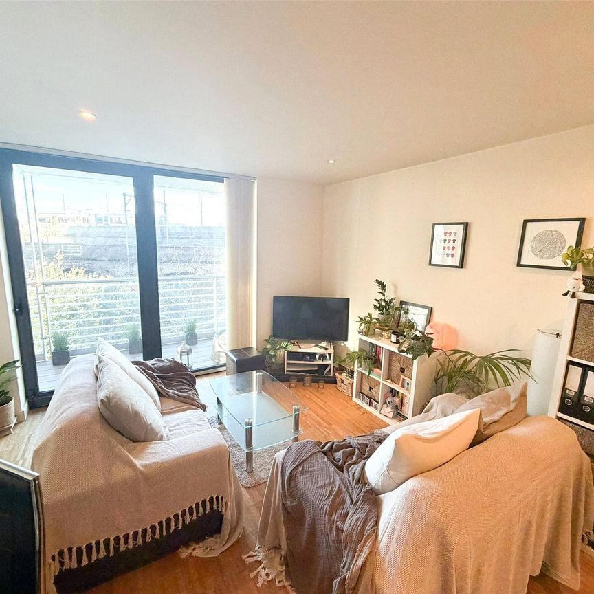 St Georges Island, 3 Kelso Place, Manchester City Centre, M15 4GS - Photo 1