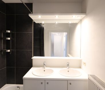 Gezellig appartement in het centrum van Roeselare - Photo 3