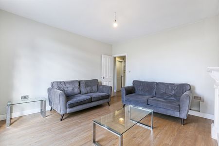 4 Bed Flat, Sandon House, SW2 - Photo 4