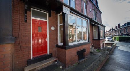 4 Winston Gardens, Headingley, Leeds, LS6 3LA - Photo 3