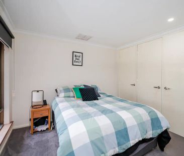 “3 BEDROOM 2 BATHROOM - LOCATION PLUS.” - Photo 2