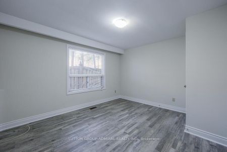 For Lease - 7887 Dufferin Street Unit# (Back), Vaughan, Ontario - Photo 2