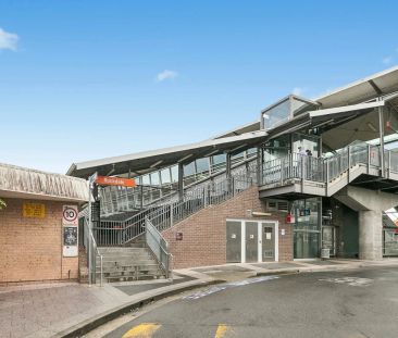 Jade Gardens: Heavenly Top Floor Chic Apartment With Light, Tree To... - Photo 2