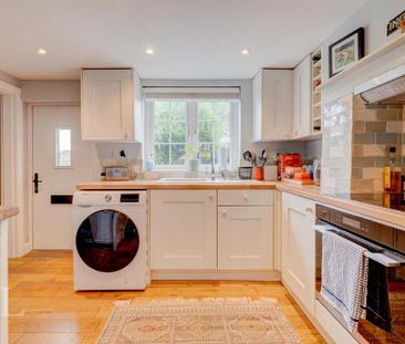 2 bedroom detached house to rent - Photo 3