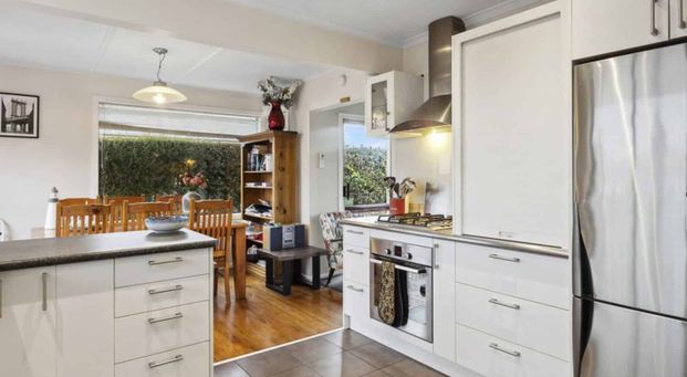 Welcome home to 28 Goodall Street - Photo 1