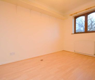 2 bedroom semi-detached house to rent - Photo 6