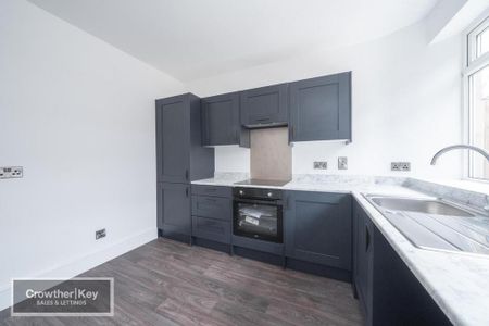 3 bedroom terraced house to rent - Photo 3