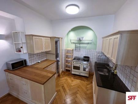 Stylový vybavený byt 3+kk Praha 1 Prokopská pár metrů od Karlova mostu a Malostranského náměstí - Fotografie 2