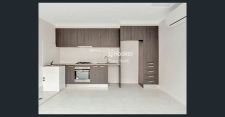 TWO BEDROOM FLAT WITH SPACIOUS YARD - Photo 3