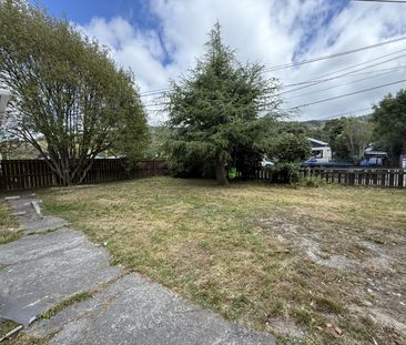 19 Wood Street, Wainuiomata - Photo 6