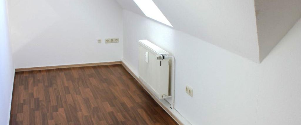 Maisonette Dachgeschoss Wohnung in ruhiger grüner Lage - Foto 1