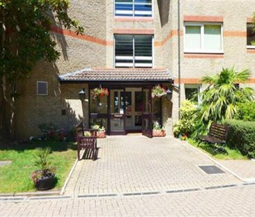 2 bedroom retirement property to rent - Photo 6