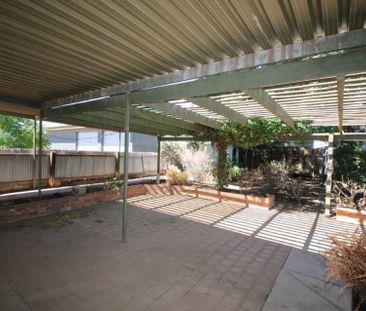 48 Carlton Parade&comma; Port Augusta - Photo 3