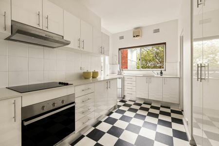 6/271 Edgecliff Road, Woollahra NSW 2025 - Apartment For Rent | Domain - Photo 2