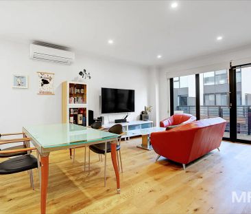“Luxuriously appointed sophisticated living” - Photo 6