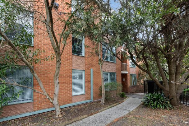 1/130-132 Rathmines Road, Hawthorn East VIC 3123 - Apartment For Rent | Domain - Photo 1