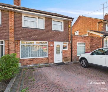 3 bedroom semi-detached house to rent - Photo 3