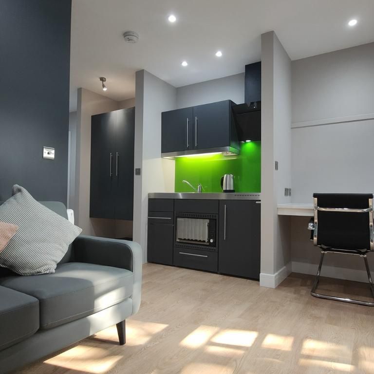 Studio to rent - Photo 1