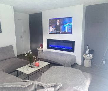 1 Bed Flat, Croftcroigh Road, G33 - Photo 3