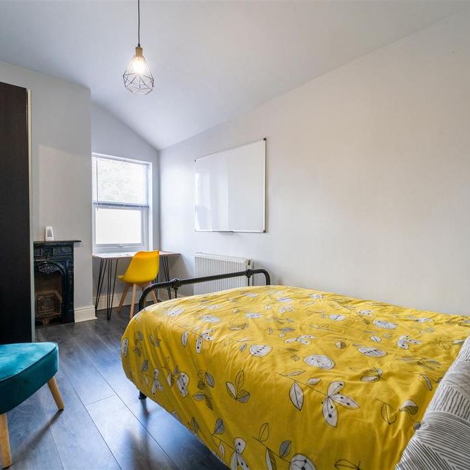 5 bedroom house to rent - Photo 1