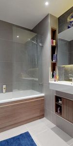 2 bedroom flat to rent - Photo 3