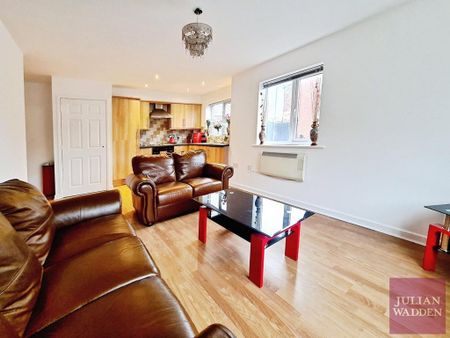 2 bedroom flat to rent - Photo 4