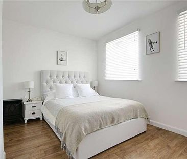 Hispano Mews, Enfield, Greater London, EN3 - Photo 2