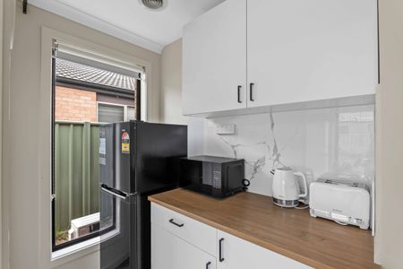 Wyndham Vale - Photo 2