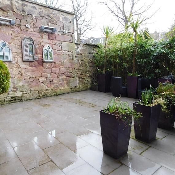 3 bedroom flat to rent - Photo 1