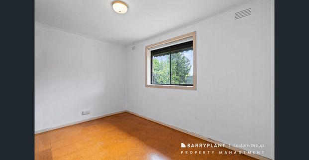 Family Home in Fantastic Location - Photo 1