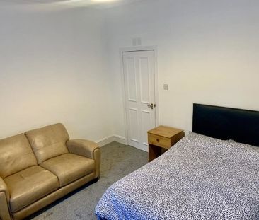 Kintore Place, Ground Floor, AB25 - Photo 2