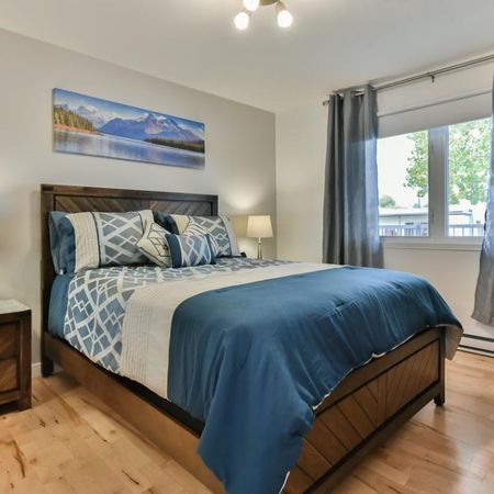 Condo, meublé, tout inclus, Vieux-Longueuil. - Photo 3