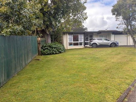 Tidy and private unit in great location. - Photo 5
