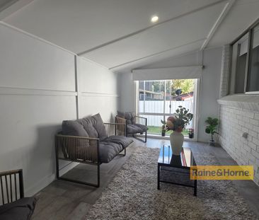 NEWLY RENOVATED FAMILY HOME - Photo 4