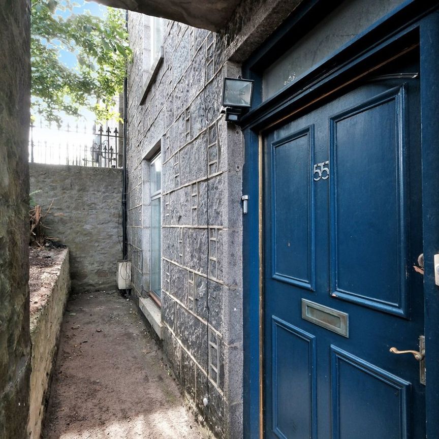 1 Bed Flat, Erskine Street, AB24 - Photo 1