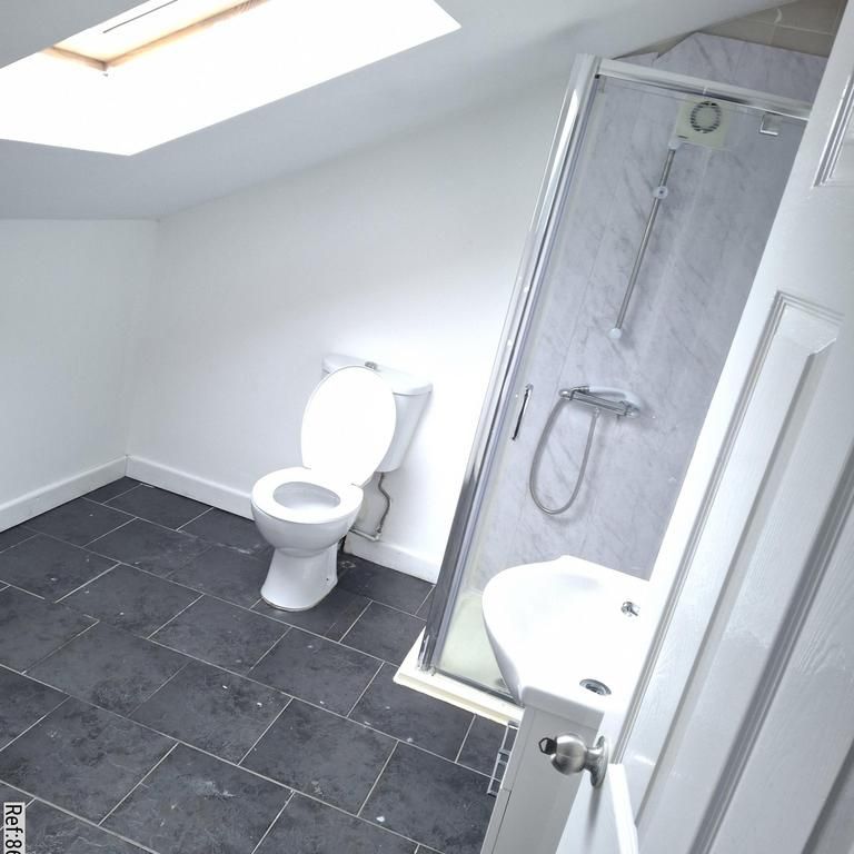 3 bedroom detached bungalow to rent - Photo 1