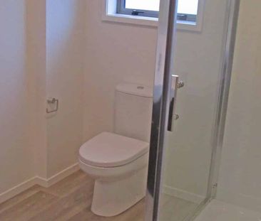 TWO BEDROOMS, AWAPUNI - Photo 5