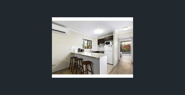 1 Bedroom Unit - ELECTRICITY, WATER & WIFI - FREE!!!!! - Photo 1