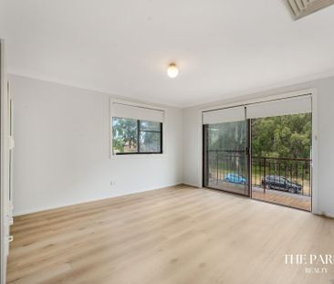 Perfectly Positioned Spacious Home - Photo 5