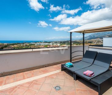 Spacious two-bedroom townhouse with stunning views of the golf cour... - Photo 1