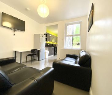 4 bedroom house share to rent - Photo 3
