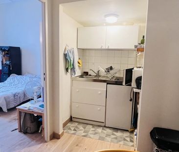 Location Appartement 1 pièce 27m² AIX EN PROVENCE 13100 - Photo 3