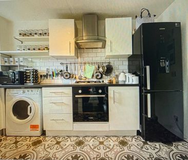 1 Bed Terraced House, Shawley Croft, B27 - Photo 6