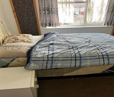 House share to rent - Photo 1